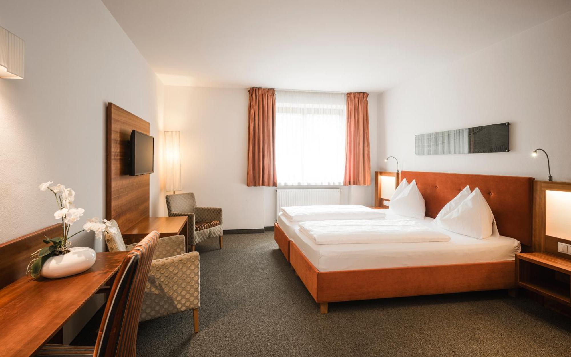 Hotel Clara Vahrn Экстерьер фото